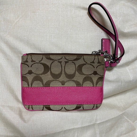 Coach Signature Wristlet Brown/Pink - Picture 5 of 9